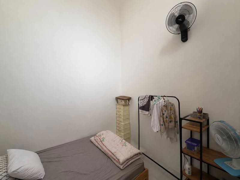 1-storey Terraced House for Sale in Telok Panglima Garang (Selangor) - Fazie Noor - Bedroom - PropertyGuru.com.my