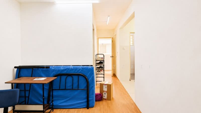 Apartment for Sale at Pangsapuri Sentosa - Izzaza Izzati - Corridor - PropertyGuru.com.my
