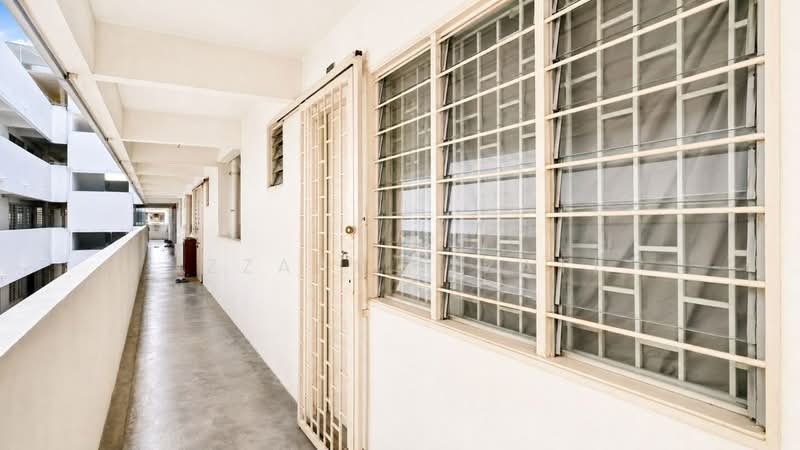 Apartment for Sale at Pangsapuri Sentosa - Izzaza Izzati - Corridor - PropertyGuru.com.my