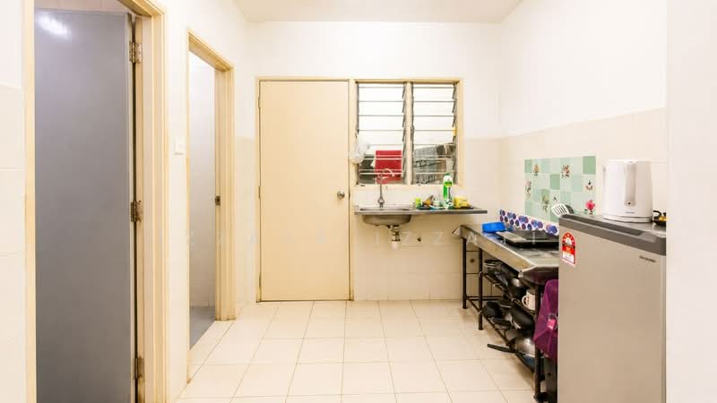 Apartment for Sale at Pangsapuri Sentosa - Izzaza Izzati - Kitchen - PropertyGuru.com.my