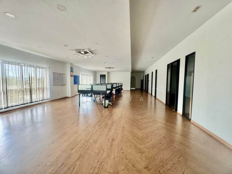 Detached Factory for Sale in Kampung Baru Subang (Sungai Buloh) - Belle Yap - Interior - PropertyGuru.com.my