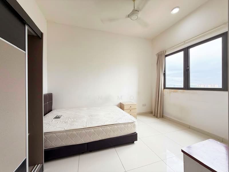 Kediaman Servis untuk Dijual di Seasons Garden Residences - Ben Mok - Bedroom - PropertyGuru.com.my