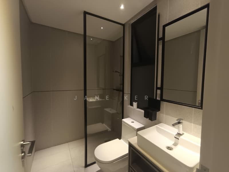 Service Residence for Sale at Millerz Square Serviced Residence - Jane Ker - Bathroom - PropertyGuru.com.my