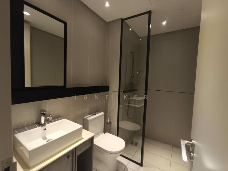 Service Residence for Sale at Millerz Square Serviced Residence - Jane Ker - Bathroom - PropertyGuru.com.my