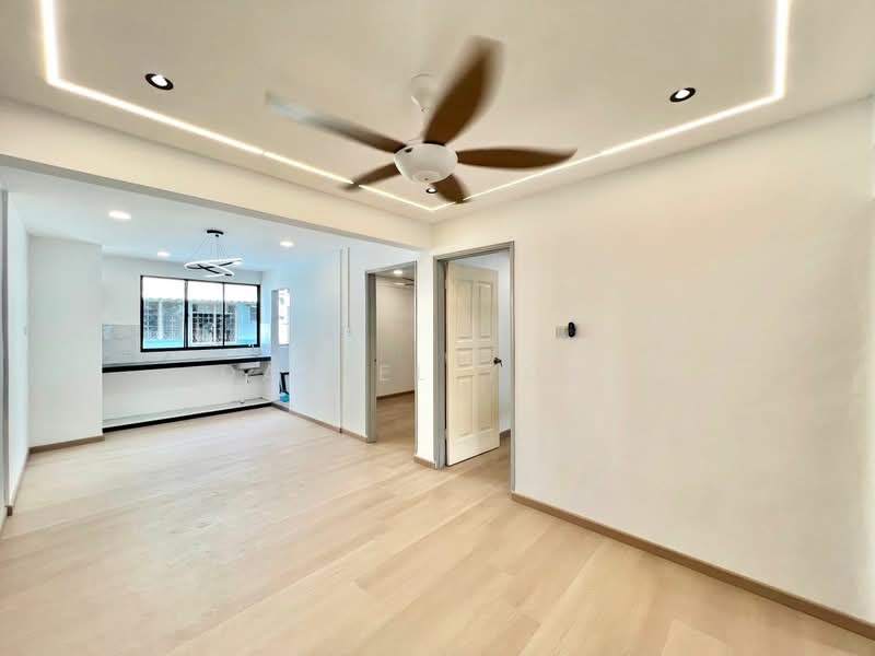 Flat for Sale at Flat Taman Ungku Tun Aminah - Daniel Yong - Kitchen - PropertyGuru.com.my