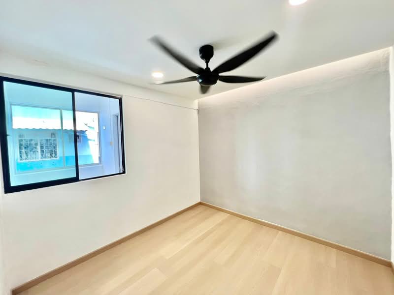 Flat for Sale at Flat Taman Ungku Tun Aminah - Daniel Yong - Interior - PropertyGuru.com.my