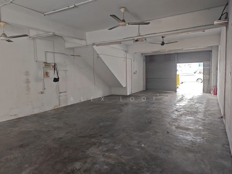 Shop / Office for Rent in Taman Gunung Pulai (Kulai) - Alex Looi - Interior - PropertyGuru.com.my