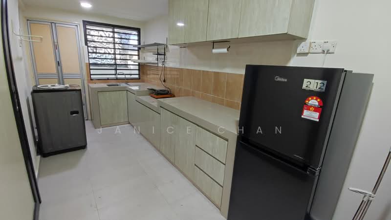 1-storey Terraced House for Rent in Taman Plentong Baru (Masai) - Janice Chan - Kitchen - PropertyGuru.com.my