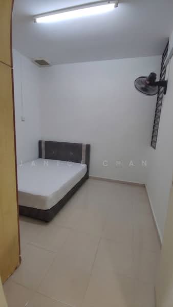 1-storey Terraced House for Rent in Taman Plentong Baru (Masai) - Janice Chan - Bedroom - PropertyGuru.com.my