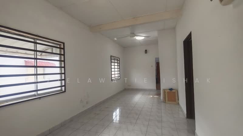 1-storey Terraced House for Sale in Rompin (Pahang) - Fazielawatie Ishak - Interior - PropertyGuru.com.my