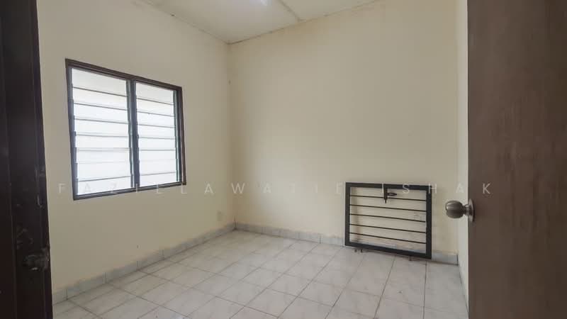 1-storey Terraced House for Sale in Rompin (Pahang) - Fazielawatie Ishak - Interior - PropertyGuru.com.my