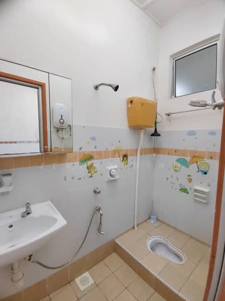 1-storey Terraced House for Rent in Bukit Indah (Iskandar Puteri (Nusajaya)) - Jeremy Ding - Bathroom - PropertyGuru.com.my