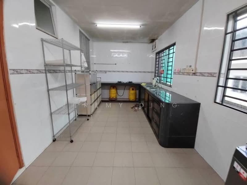 1-storey Terraced House for Rent in Bukit Indah (Iskandar Puteri (Nusajaya)) - Jeremy Ding - Kitchen - PropertyGuru.com.my