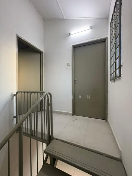 Rumah Teres 2-Tingkat untuk Dijual di Pasir Gudang (Johor) - SJ CHAN - Corridor - PropertyGuru.com.my