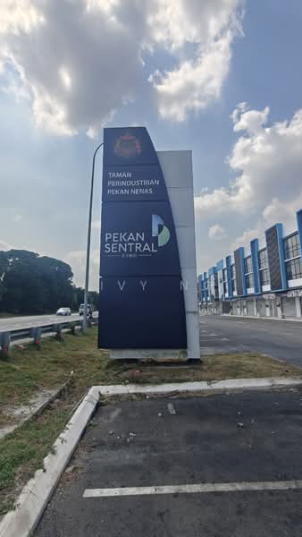 Shop / Office for Rent in Pekan Nenas (Jeram Batu) - Vivy Ng - Exterior - PropertyGuru.com.my