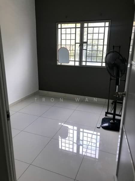 Apartment for Rent at Kenanga Apartments - Tron Wan - Interior - PropertyGuru.com.my