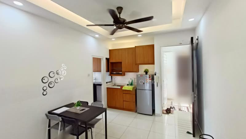 Kediaman Servis untuk Dijual di Seasons Garden Residences - Ben Mok - Kitchen - PropertyGuru.com.my