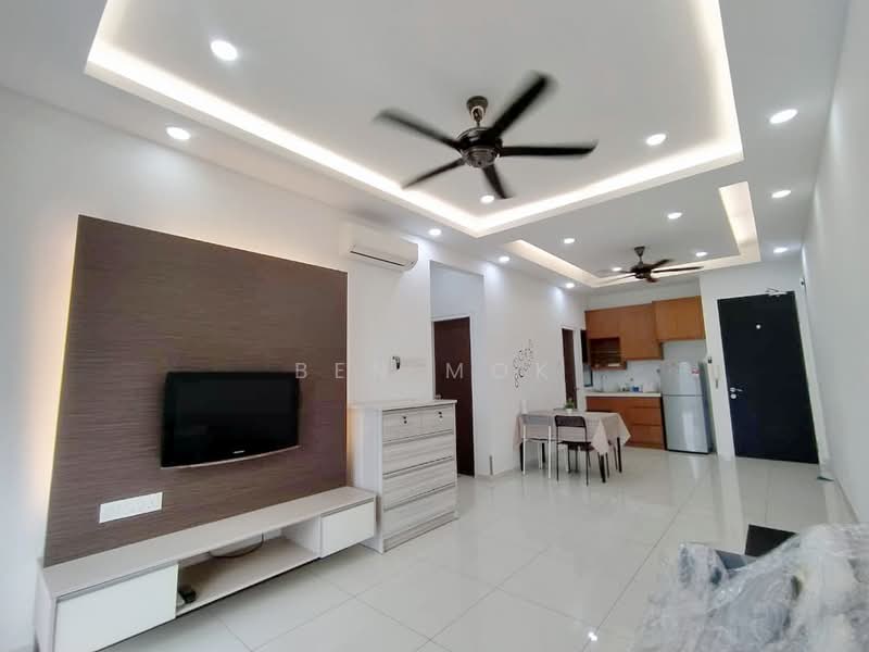 Kediaman Servis untuk Dijual di Seasons Garden Residences - Ben Mok - Living Room - PropertyGuru.com.my