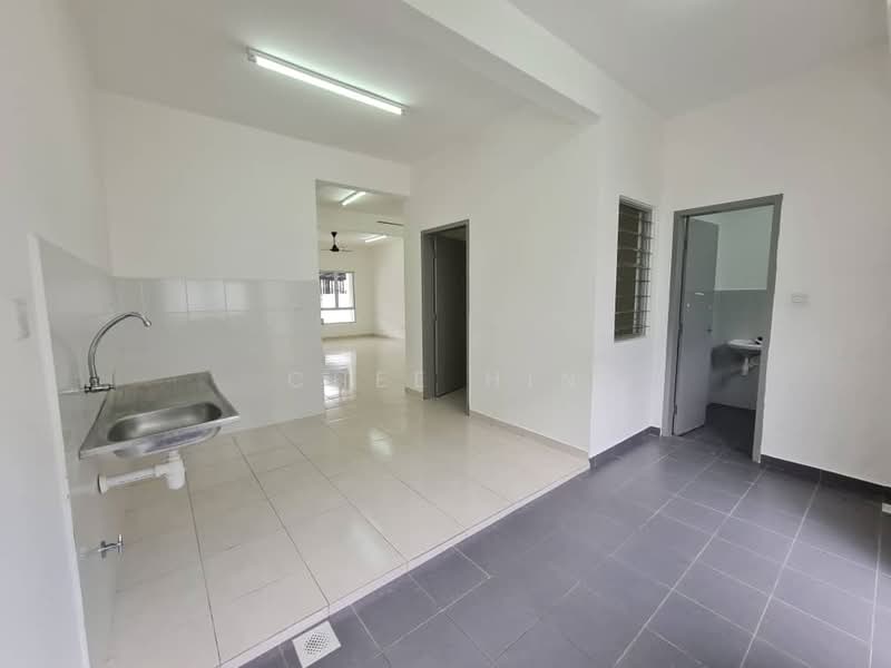 2-storey Terraced House for Sale in Kuala Selangor (Selangor) - Chee Hin - Kitchen - PropertyGuru.com.my
