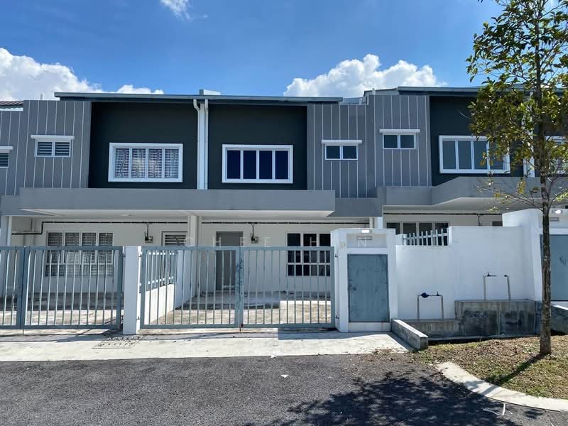 2-storey Terraced House for Sale in Kuala Selangor (Selangor) - Chee Hin - Exterior - PropertyGuru.com.my