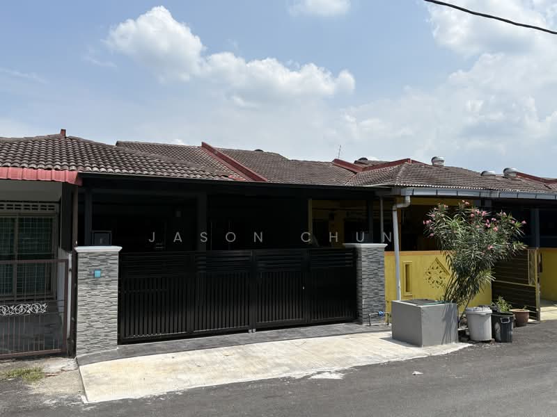 Rumah Teres 1-Tingkat untuk Dijual di Bandar Rinching (Semenyih) - Jason Chun - Exterior - PropertyGuru.com.my