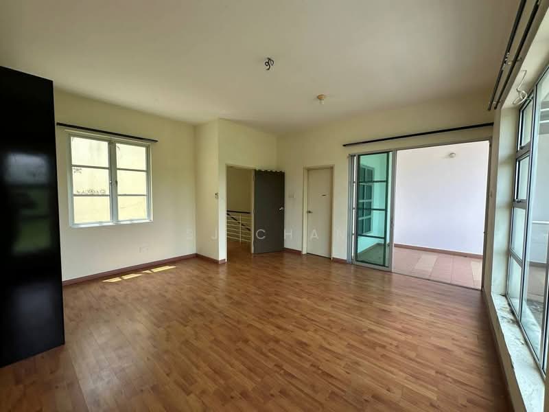 2.5-storey Terraced House for Sale in Bandar Seri Alam (Masai) - SJ CHAN - PropertyGuru.com.my