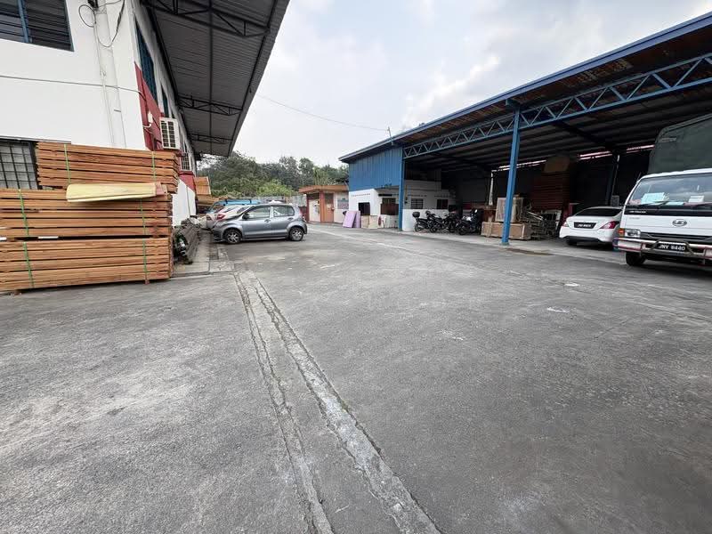 Kilang Terpisah untuk Dijual di Taman Perindustrian Cemerlang (Ulu Tiram) - Alex Looi - PropertyGuru.com.my
