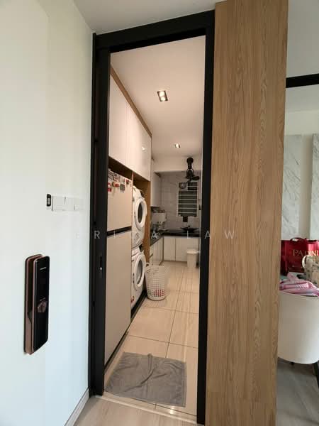 Service Residence for Sale at Kenwingston Avenue - Erica Law - Interior - PropertyGuru.com.my