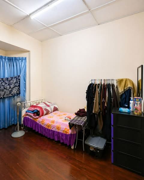 Rumah Teres 2-Tingkat untuk Dijual di Taman TTDI Jaya (Shah Alam) - Izzaza Izzati - Bedroom - PropertyGuru.com.my