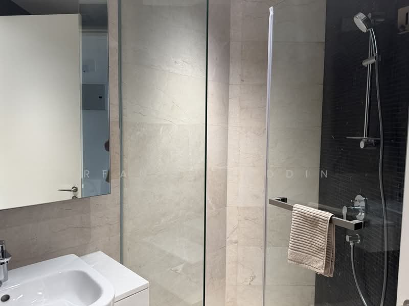 Service Residence for Rent at Jewel by Oxley KLCC - Irfan Zainuddin - Bathroom - PropertyGuru.com.my