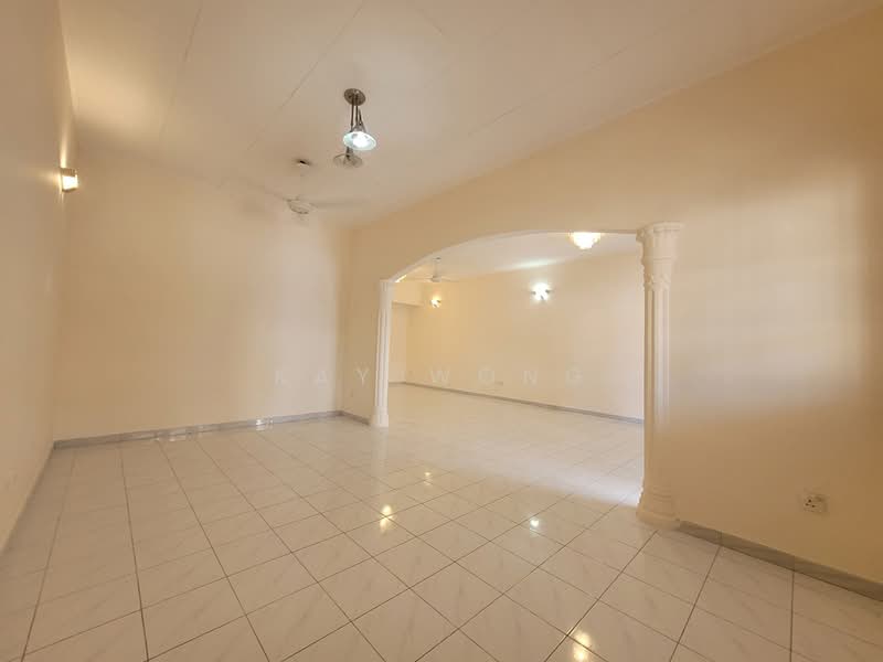 Semi-Detached House for Sale in Jelutong (Penang) - Kay Wong - Living Room - PropertyGuru.com.my