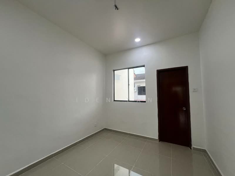 2-storey Terraced House for Sale in Bukit Indah (Iskandar Puteri (Nusajaya)) - Iden Tan - Interior - PropertyGuru.com.my