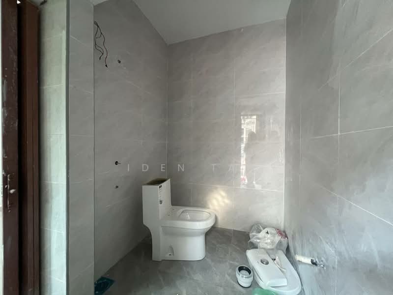 2-storey Terraced House for Sale in Bukit Indah (Iskandar Puteri (Nusajaya)) - Iden Tan - Bathroom - PropertyGuru.com.my