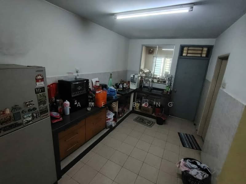 2-storey Terraced House for Sale in Taman Nusa Indah (Iskandar Puteri (Nusajaya)) - James Bong - Kitchen - PropertyGuru.com.my