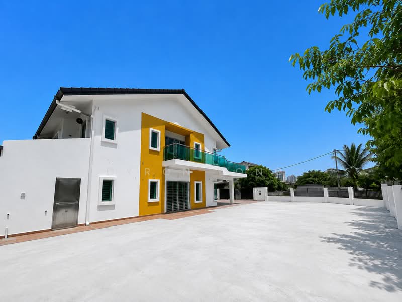 Rumah Teres 2-Tingkat untuk Dijual di Hill Park (Semenyih) - Dyron Yong - Exterior - PropertyGuru.com.my