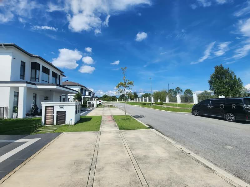 Rumah Berkembar untuk Dijual di Puncak Alam (Selangor) - Norhafiz Bin Mohd Nor - Exterior - PropertyGuru.com.my