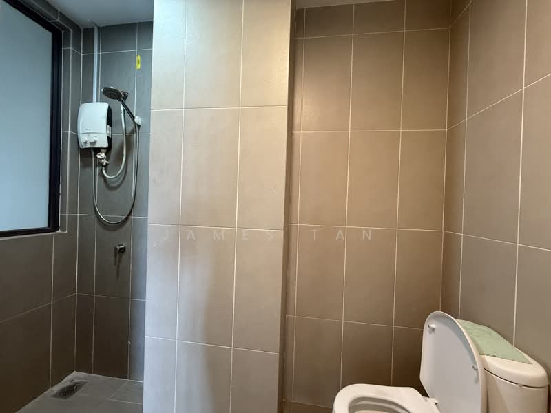 Kediaman Servis untuk Dijual di You Vista @ You City - James Tan - Bathroom - PropertyGuru.com.my