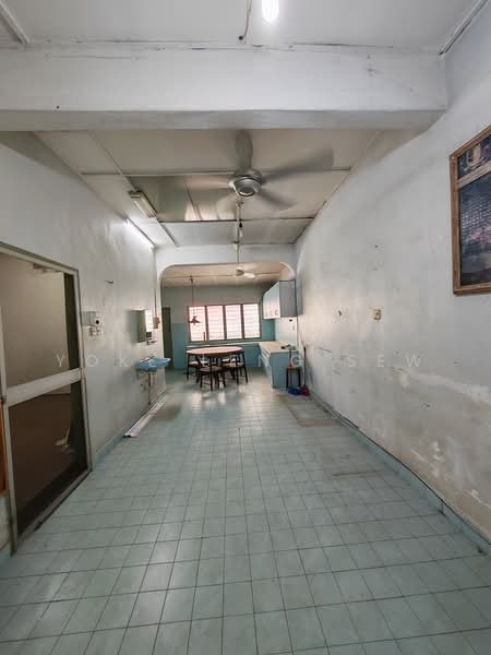 Rumah Teres 1-Tingkat untuk Dijual di Taman Bukit Kuchai (Bandar Kinrara) - Yoke Leng Sew - Kitchen - PropertyGuru.com.my