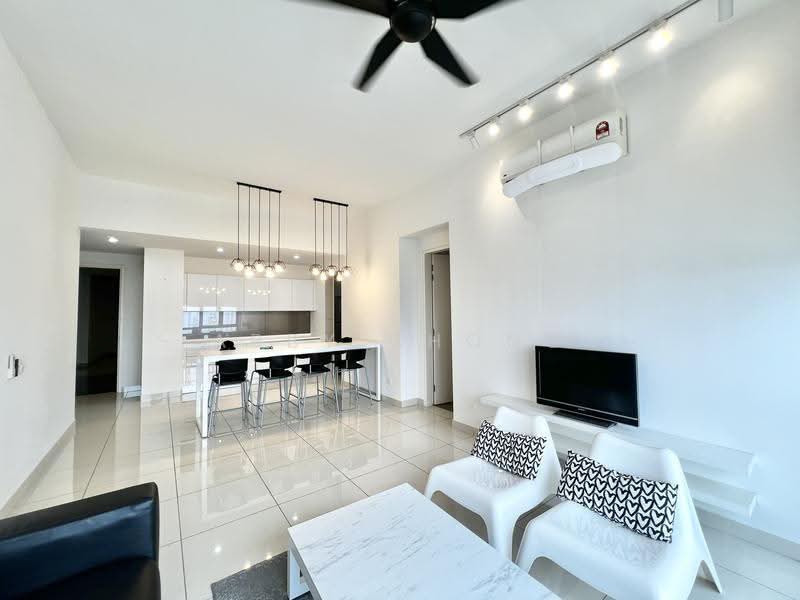 Kediaman Servis untuk Disewa di The Park Sky Residence - Abby Chong - Living Room - PropertyGuru.com.my