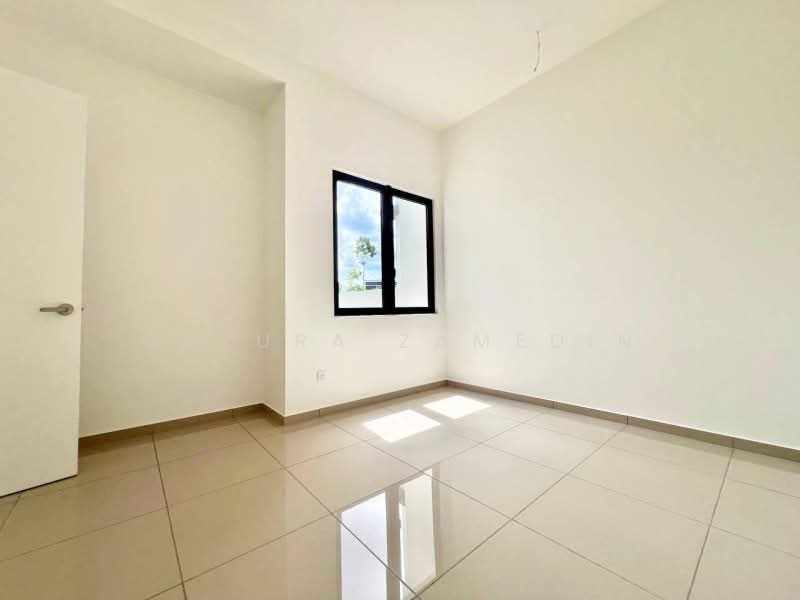 Semi-Detached House for Sale in Telok Panglima Garang (Selangor) - Adzura Zamedin - PropertyGuru.com.my