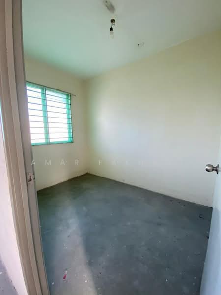 Flat for Sale at Kenari Court Alam Perdana - Amar Fakhrul - Interior - PropertyGuru.com.my