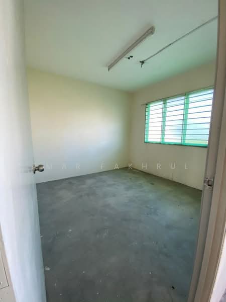 Flat for Sale at Kenari Court Alam Perdana - Amar Fakhrul - Interior - PropertyGuru.com.my