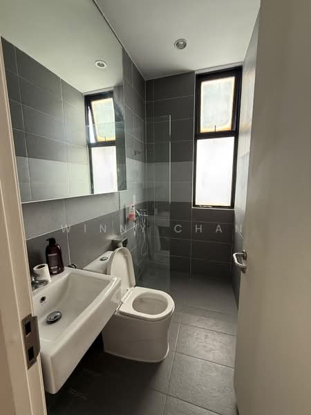 Kondominium untuk Disewa di Casa Bintang Residence - Winny Chan - Bathroom - PropertyGuru.com.my