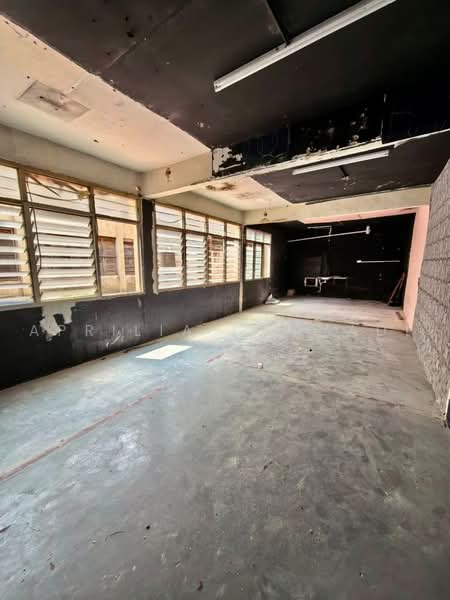Kedai untuk Disewa di Taman Pelangi (Johor Bahru) - APRILIA CHAYADI - PropertyGuru.com.my