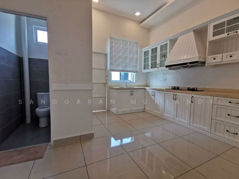 Rumah Berkembar untuk Dijual di Rumah Berkembar Setingkat Di Lunas (Lunas) - Sanggaran Muniandy - Kitchen - PropertyGuru.com.my