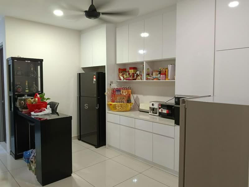 Cluster House for Sale in Taman Bestari Indah (Ulu Tiram) - SJ CHAN - Kitchen - PropertyGuru.com.my