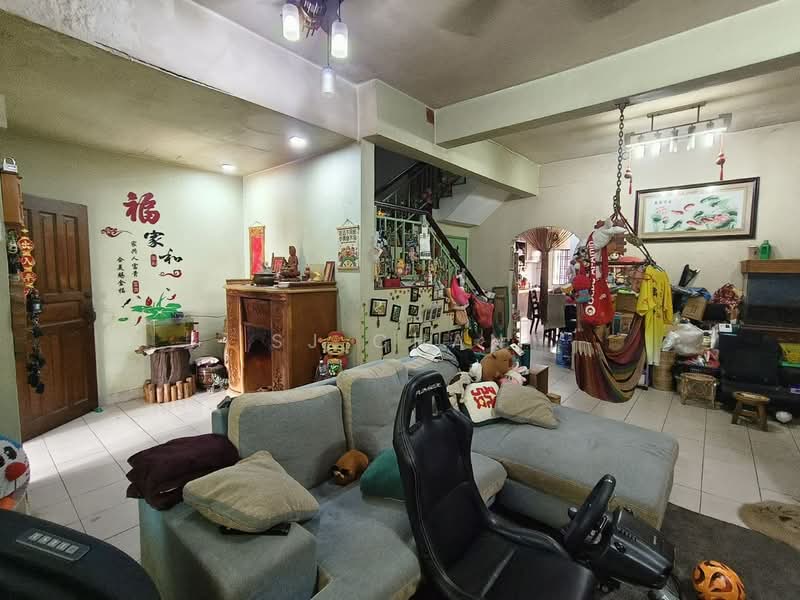 2-storey Terraced House for Rent in Bandar Seri Alam (Masai) - SJ CHAN - Living Room - PropertyGuru.com.my