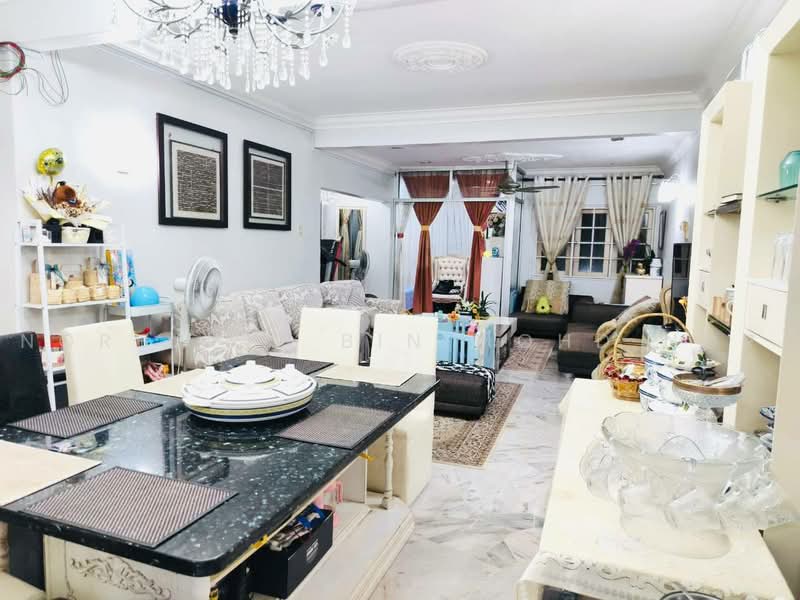 Service Residence for Rent at Parkview Service Apartment - Norhafiz Bin Mohd Nor - Living Room - PropertyGuru.com.my