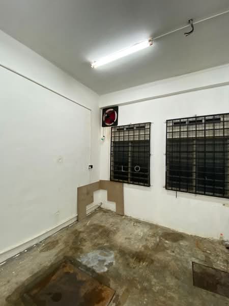 Shop / Office untuk Disewa di Larkin Jaya (Johor Bahru) - Alex Looi - Interior - PropertyGuru.com.my
