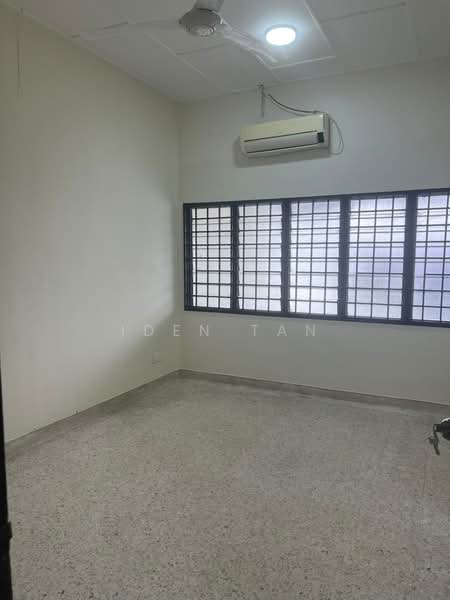 1-storey Terraced House for Sale in Taman Perling (Perling) - Iden Tan - Interior - PropertyGuru.com.my